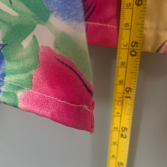 Romantic Moments Robe Bright Floral One Size Vintage Like New Long Ties … - Picture 12 of 12